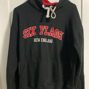 Men’s six flags New England hoodie size L